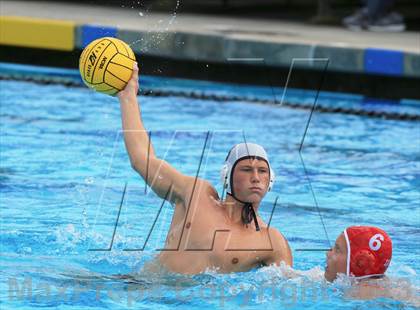 Thumbnail 3 in Cathedral Catholic vs. Santa Fe Christian (CIF SDS D3 Quarterfinal) photogallery.