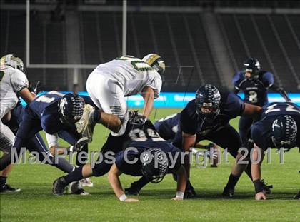 Thumbnail 2 in Le Grand vs. Sierra Canyon (CIF State D4 Final) photogallery.