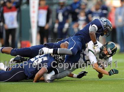 Thumbnail 1 in Le Grand vs. Sierra Canyon (CIF State D4 Final) photogallery.