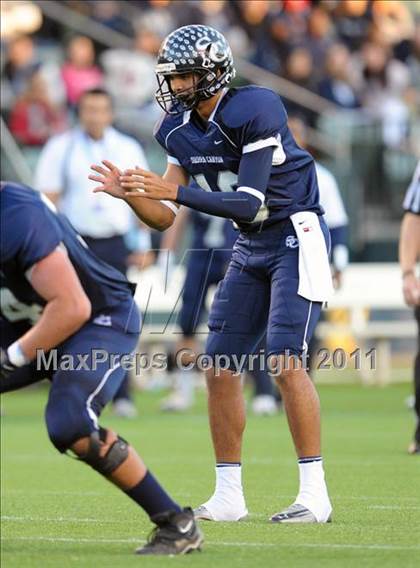Thumbnail 2 in Le Grand vs. Sierra Canyon (CIF State D4 Final) photogallery.