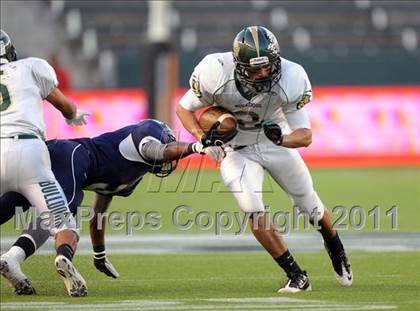 Thumbnail 1 in Le Grand vs. Sierra Canyon (CIF State D4 Final) photogallery.