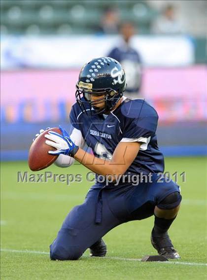 Thumbnail 2 in Le Grand vs. Sierra Canyon (CIF State D4 Final) photogallery.