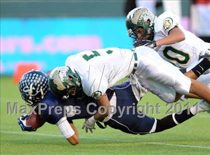 Thumbnail 1 in Le Grand vs. Sierra Canyon (CIF State D4 Final) photogallery.