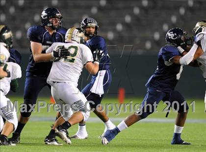 Thumbnail 1 in Le Grand vs. Sierra Canyon (CIF State D4 Final) photogallery.