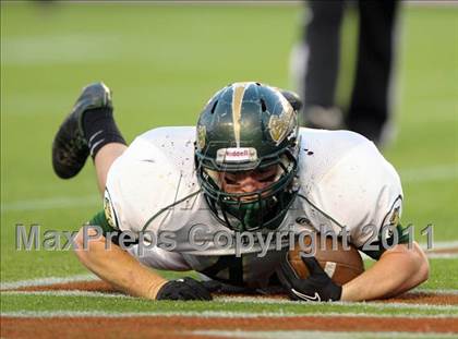 Thumbnail 2 in Le Grand vs. Sierra Canyon (CIF State D4 Final) photogallery.