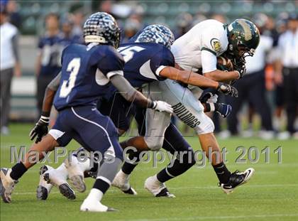 Thumbnail 3 in Le Grand vs. Sierra Canyon (CIF State D4 Final) photogallery.