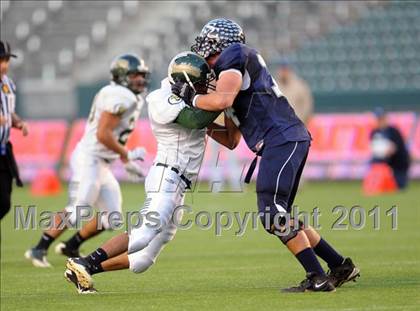 Thumbnail 3 in Le Grand vs. Sierra Canyon (CIF State D4 Final) photogallery.