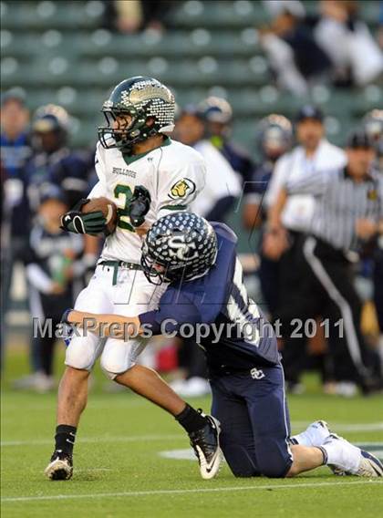 Thumbnail 2 in Le Grand vs. Sierra Canyon (CIF State D4 Final) photogallery.