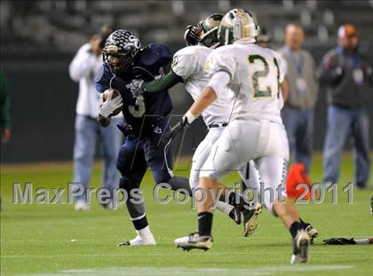 Thumbnail 2 in Le Grand vs. Sierra Canyon (CIF State D4 Final) photogallery.