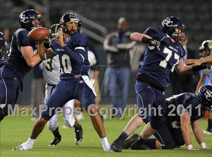 Thumbnail 1 in Le Grand vs. Sierra Canyon (CIF State D4 Final) photogallery.