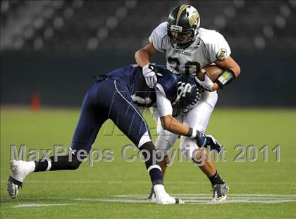 Thumbnail 3 in Le Grand vs. Sierra Canyon (CIF State D4 Final) photogallery.