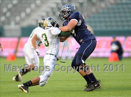 Thumbnail 1 in Le Grand vs. Sierra Canyon (CIF State D4 Final) photogallery.
