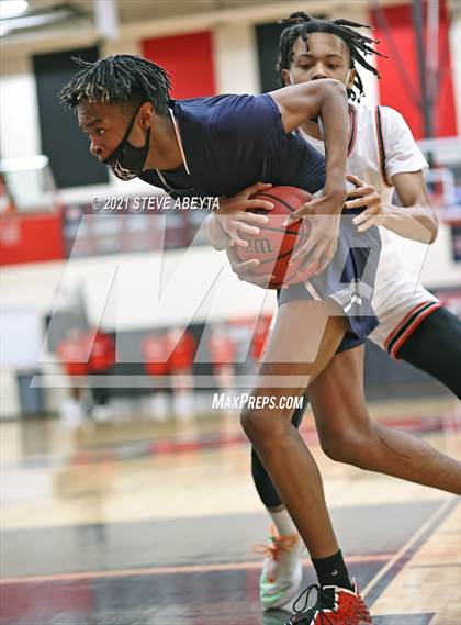 Thumbnail 3 in Columbine @ Rangeview (CHSAA Class 5A Round 1) photogallery.