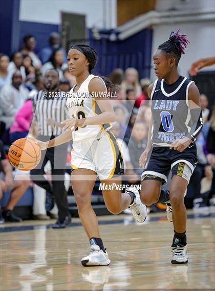 Thumbnail 2 in Chilton County vs Isabella (Chilton County Tournament) photogallery.