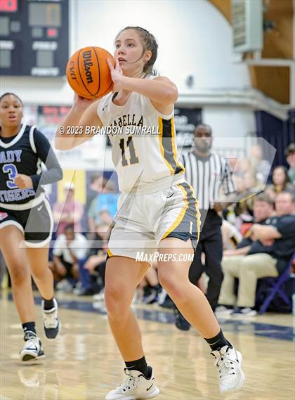 Thumbnail 2 in Chilton County vs Isabella (Chilton County Tournament) photogallery.