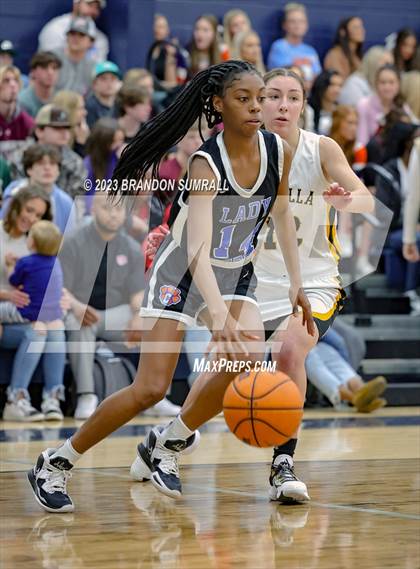 Thumbnail 2 in Chilton County vs Isabella (Chilton County Tournament) photogallery.