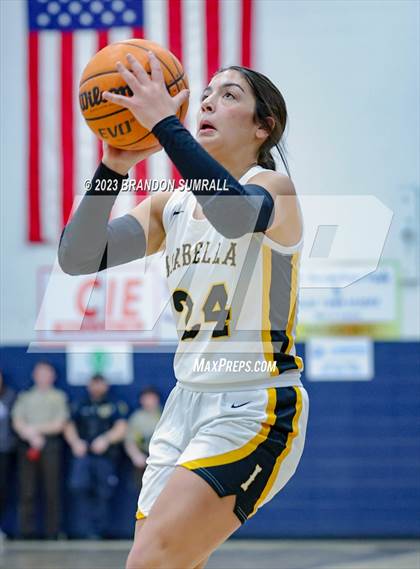 Thumbnail 1 in Chilton County vs Isabella (Chilton County Tournament) photogallery.