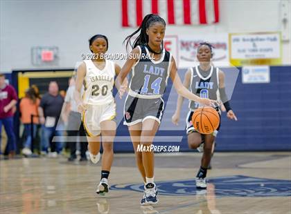 Thumbnail 2 in Chilton County vs Isabella (Chilton County Tournament) photogallery.