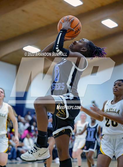 Thumbnail 2 in Chilton County vs Isabella (Chilton County Tournament) photogallery.