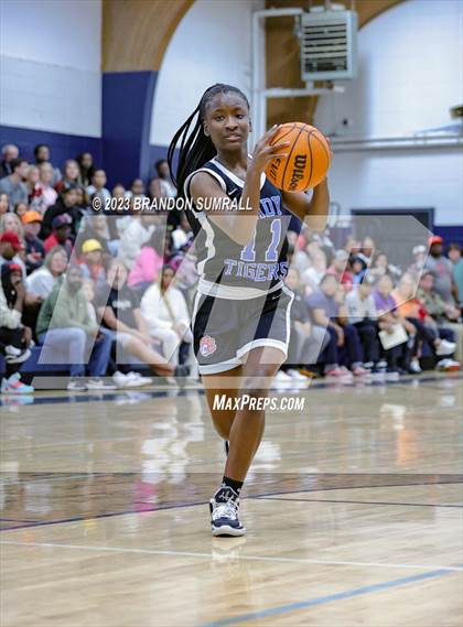 Thumbnail 3 in Chilton County vs Isabella (Chilton County Tournament) photogallery.