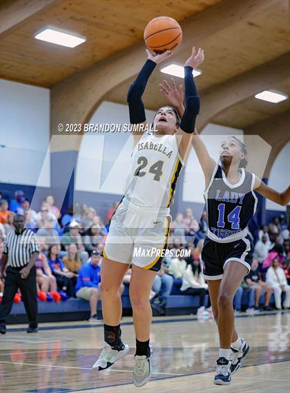 Thumbnail 1 in Chilton County vs Isabella (Chilton County Tournament) photogallery.
