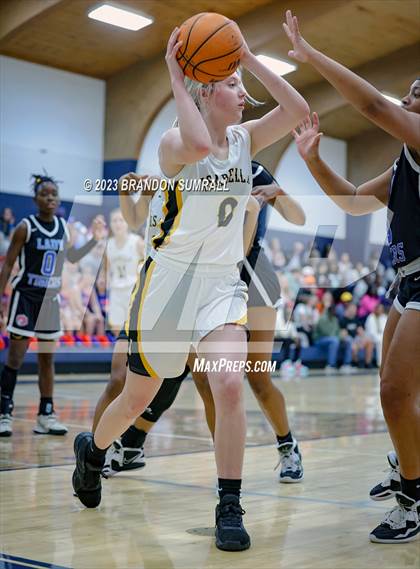 Thumbnail 1 in Chilton County vs Isabella (Chilton County Tournament) photogallery.