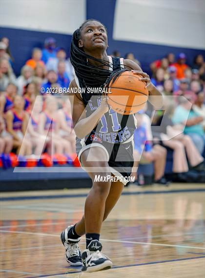 Thumbnail 1 in Chilton County vs Isabella (Chilton County Tournament) photogallery.
