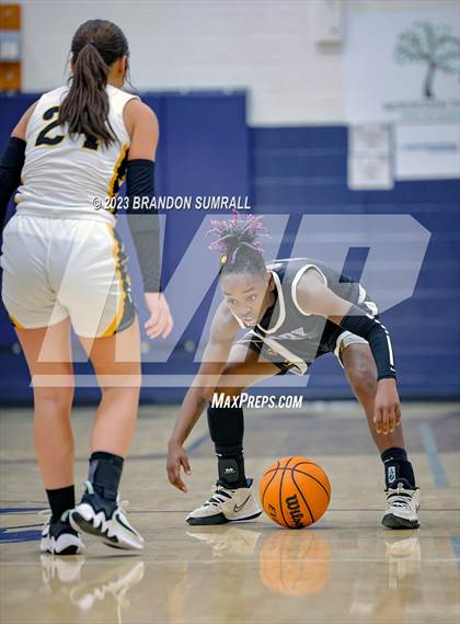 Thumbnail 1 in Chilton County vs Isabella (Chilton County Tournament) photogallery.