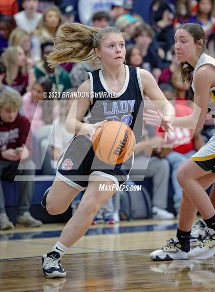 Thumbnail 1 in Chilton County vs Isabella (Chilton County Tournament) photogallery.
