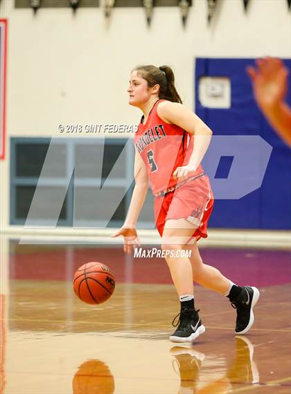 Thumbnail 2 in McClatchy vs. Carondelet (Lamorinda Classic) photogallery.