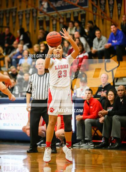 Thumbnail 2 in McClatchy vs. Carondelet (Lamorinda Classic) photogallery.