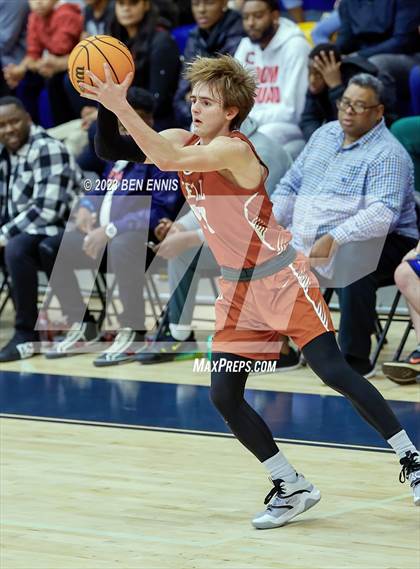 Thumbnail 3 in Kell vs. Wheeler (Battle in The Peach) photogallery.
