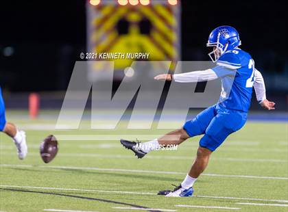 Thumbnail 2 in Midlothian vs Brewer UIL 5A Bi-District Playoff photogallery.