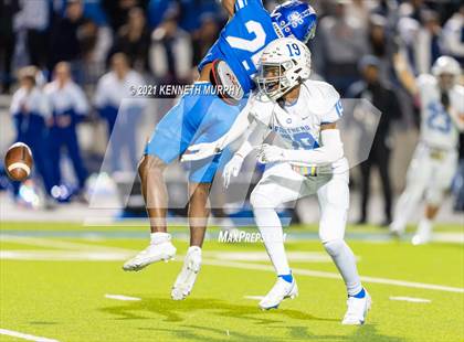 Thumbnail 1 in Midlothian vs Brewer UIL 5A Bi-District Playoff photogallery.