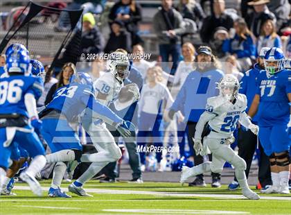 Thumbnail 1 in Midlothian vs Brewer UIL 5A Bi-District Playoff photogallery.
