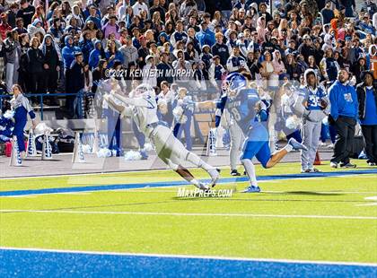 Thumbnail 1 in Midlothian vs Brewer UIL 5A Bi-District Playoff photogallery.