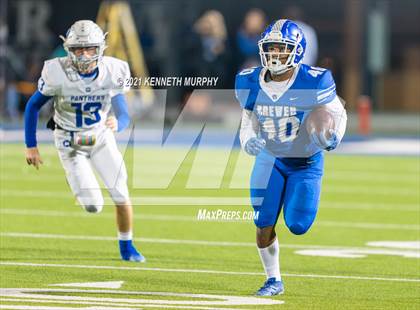 Thumbnail 3 in Midlothian vs Brewer UIL 5A Bi-District Playoff photogallery.