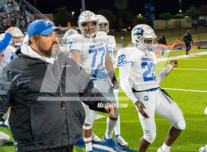 Thumbnail 1 in Midlothian vs Brewer UIL 5A Bi-District Playoff photogallery.
