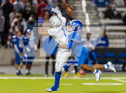 Thumbnail 1 in Midlothian vs Brewer UIL 5A Bi-District Playoff photogallery.