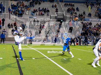 Thumbnail 1 in Midlothian vs Brewer UIL 5A Bi-District Playoff photogallery.