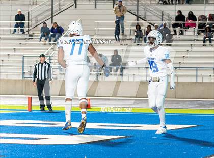 Thumbnail 3 in Midlothian vs Brewer UIL 5A Bi-District Playoff photogallery.