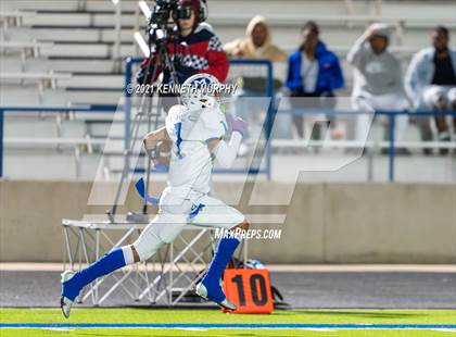 Thumbnail 3 in Midlothian vs Brewer UIL 5A Bi-District Playoff photogallery.