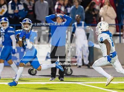 Thumbnail 1 in Midlothian vs Brewer UIL 5A Bi-District Playoff photogallery.