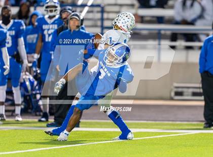 Thumbnail 1 in Midlothian vs Brewer UIL 5A Bi-District Playoff photogallery.