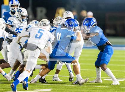 Thumbnail 2 in Midlothian vs Brewer UIL 5A Bi-District Playoff photogallery.