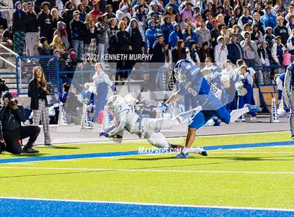 Thumbnail 1 in Midlothian vs Brewer UIL 5A Bi-District Playoff photogallery.