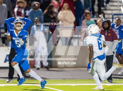 Thumbnail 1 in Midlothian vs Brewer UIL 5A Bi-District Playoff photogallery.