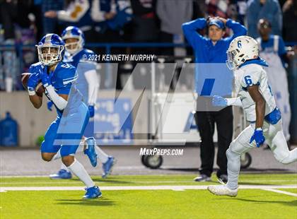 Thumbnail 1 in Midlothian vs Brewer UIL 5A Bi-District Playoff photogallery.