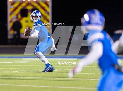 Thumbnail 3 in Midlothian vs Brewer UIL 5A Bi-District Playoff photogallery.