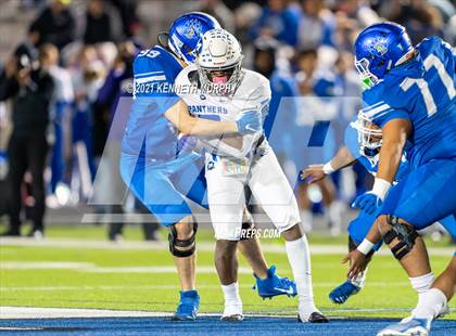 Thumbnail 2 in Midlothian vs Brewer UIL 5A Bi-District Playoff photogallery.